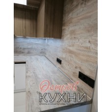 Кухня МДФ ПВХ софт UKD 1751